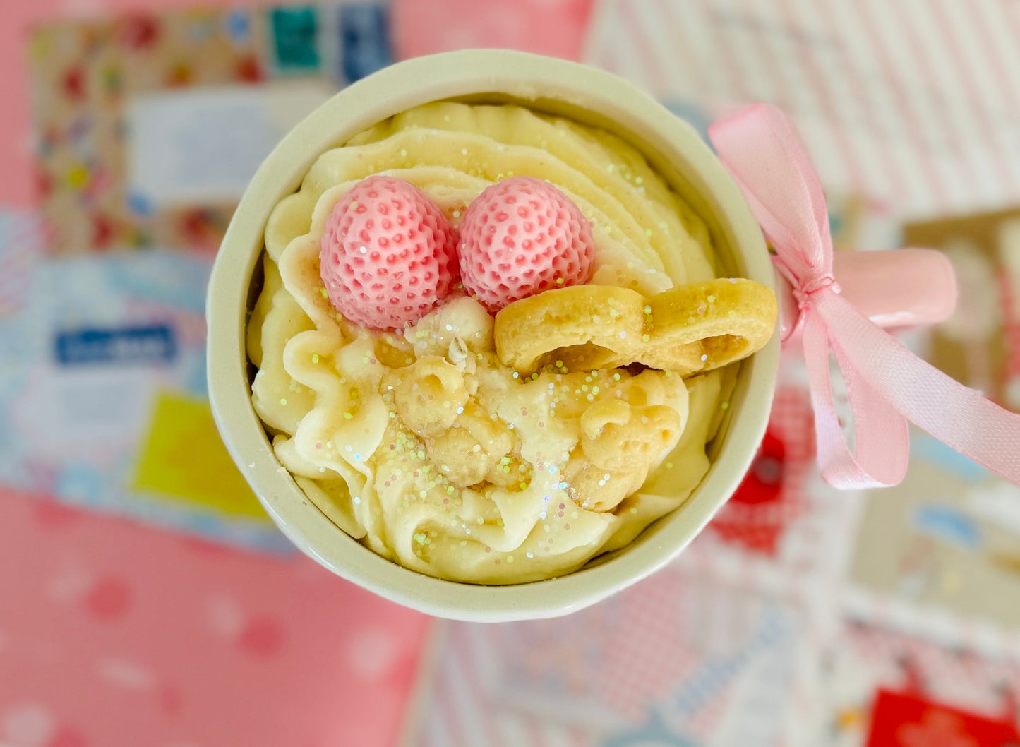 Strawberry Shortcake š° Candle